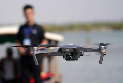 80后創(chuàng)業(yè)奇才 身價300億，顛覆無人機(jī)市場的全球霸主